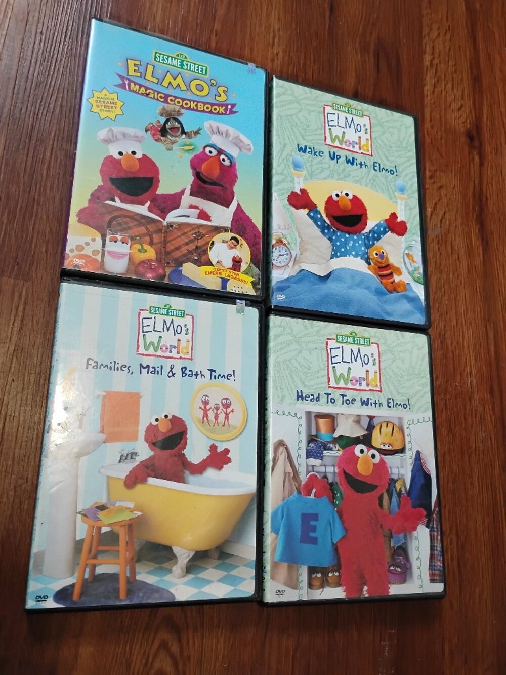 Sesame Street Elmo's World DVD Lot (4)